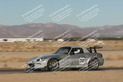 media/Oct-24-2025-Doghouse Garage (Fri) [[783d2ff07a]]/5-Beginner/Session 1 (Follow the Leader)/